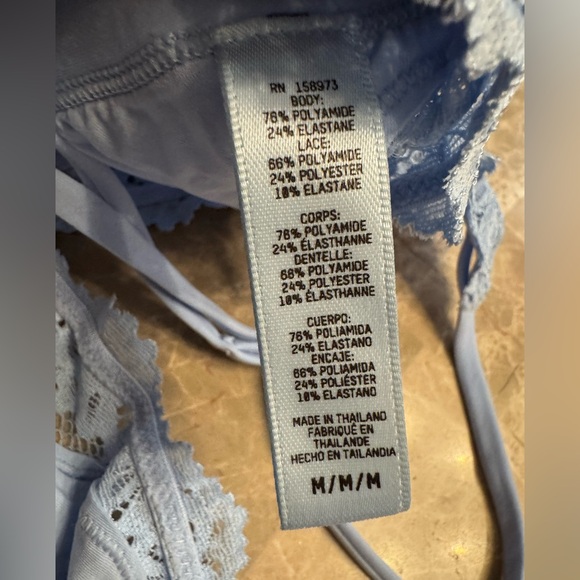 SKIMS Fits Everybody Lace Triangle Bralette Size M - Picture 7 of 9